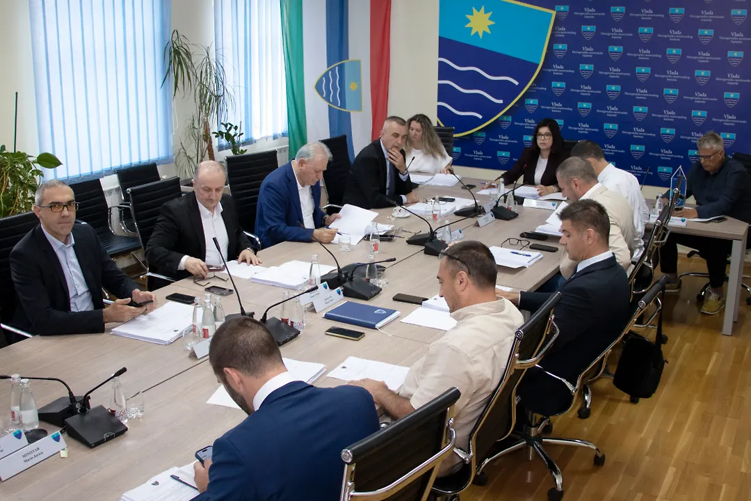 Vlada HNŽ-a usvojila Dokument okvirnoga proračuna do 2029. i osigurala sredstva za financiranje GSS-ova Vlada HNŽ-a usvojila Dokument okvirnoga proračuna do 2029. i osigurala sredstva za financiranje GSS-ova