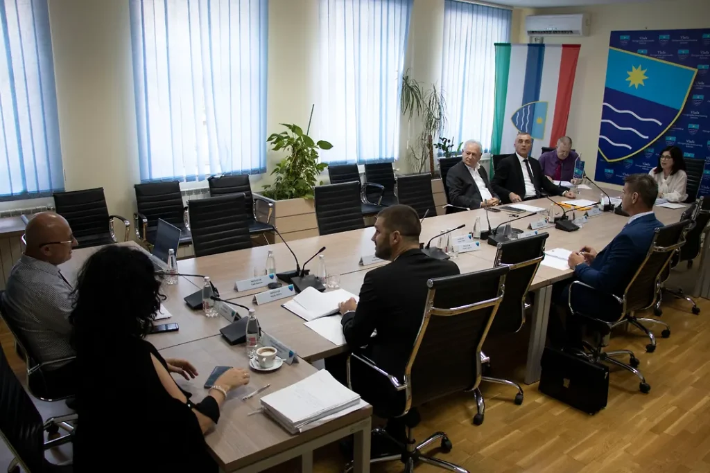Sjednica Vlade HNŽ-a nije održana zbog neobrazloženoga izostanka ministara iz SDA i SDP-a