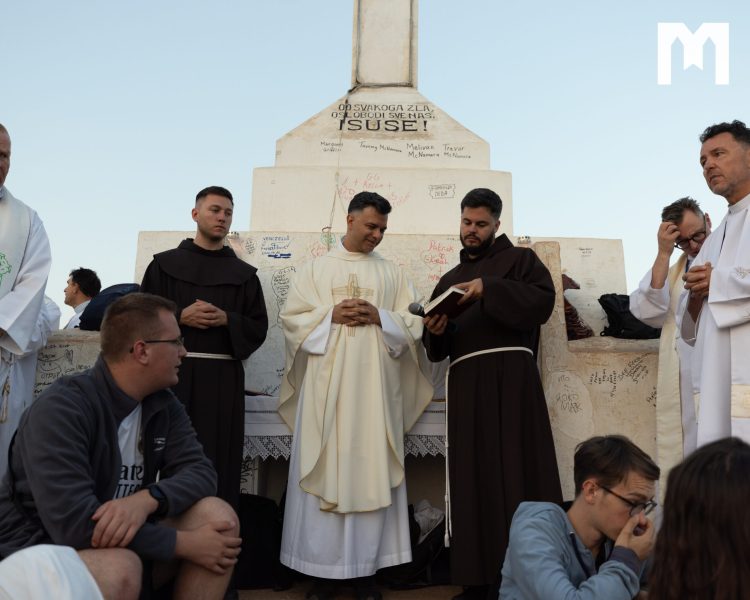Fra Zvonimir Pavičić predslavio misu na Križevcu za kraj 37. Mladifesta: “Uvijek je lijepo u Božjoj blizini”