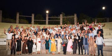 Četiri desetljeća prijateljstva i uspomena: Generacija 1985./1986. Srednje škole Čitluk proslavila 40 godina mature