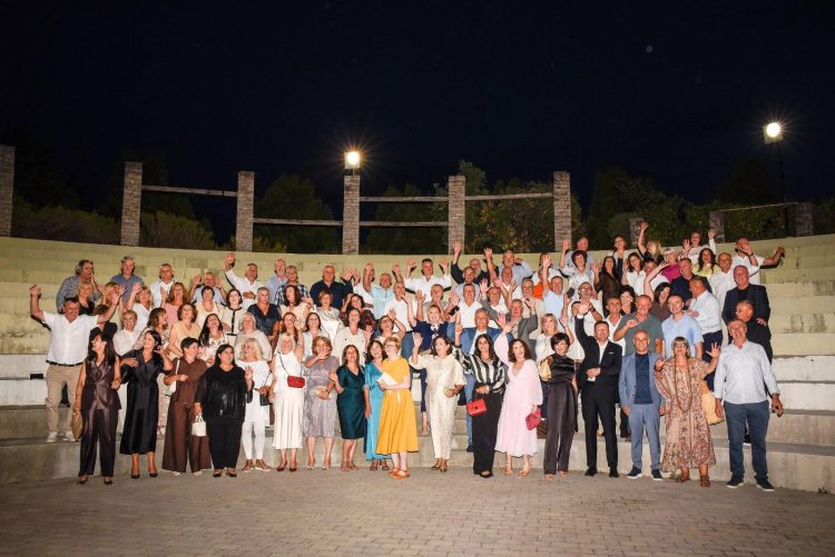 Četiri desetljeća prijateljstva i uspomena: Generacija 1985./1986. Srednje škole Čitluk proslavila 40 godina mature