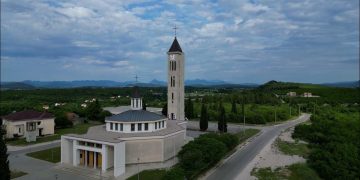 ŽUPA GRADINA | Oproštaj od don Luke i dobrodošlica novom kapelanu don Gabrijelu