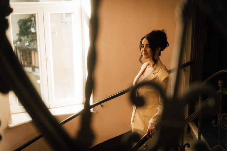 Anđeoski glas i dar s neba: Svestrana umjetnica Marijana Soldo predstavlja novi singl „Pepeo“