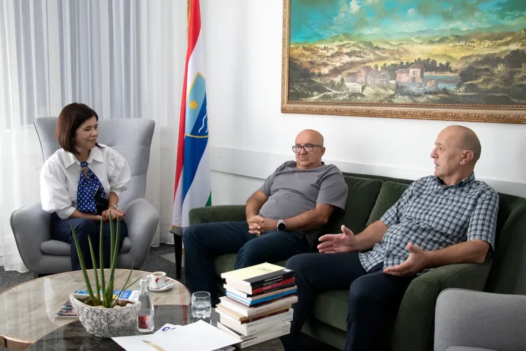 Susret predsjednice Buhač s rukovodstvom DHK Herceg-Bosne