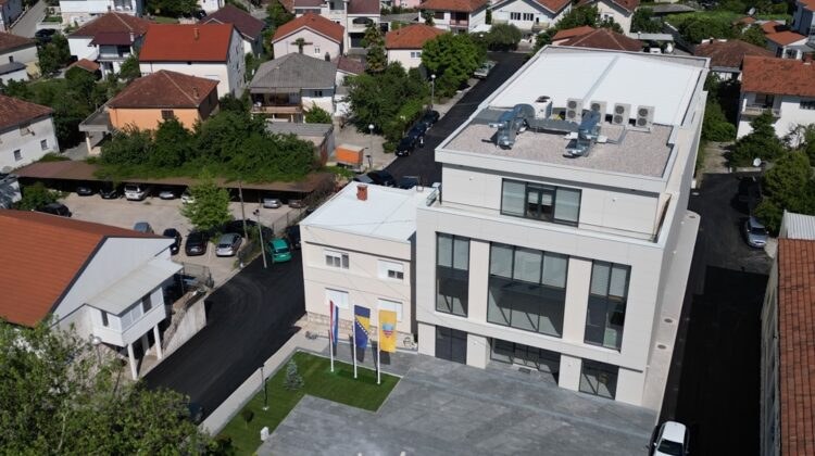 71. Dani berbe grožđa počinju lutkarskom predstavom za polaznike vrtića i učilica