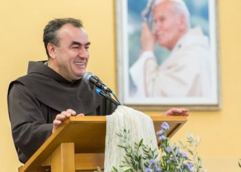Fra Marinko Šakota novi župnik u Drinovcima, fra Ivan Hrkać nakon službe u Međugorju postaje župni vikar u Drinovcima