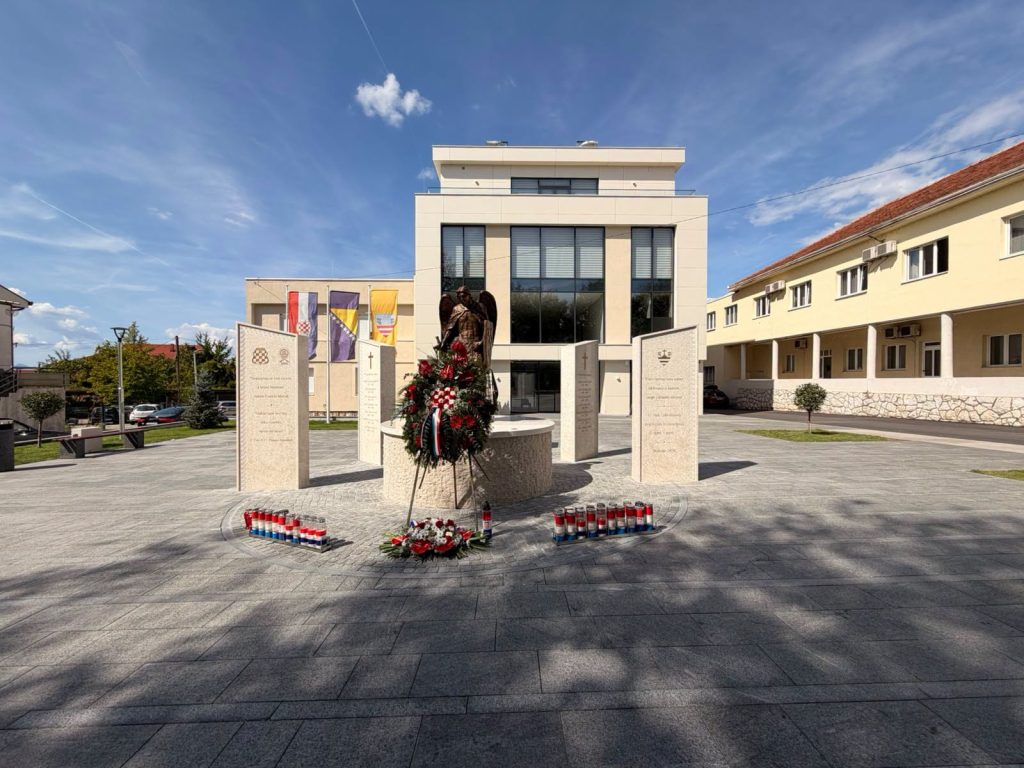 U petak, 30. listopada, misa zahvalnica i odavanje počasti braniteljima Brotnja