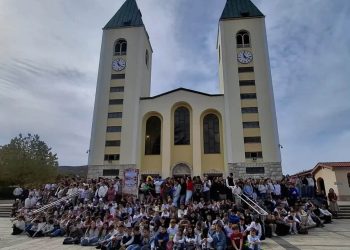 FOTO | U Bijakovićima svečano obilježen Dan kruha: Zajedništvo, molitva i humanitarna akcija