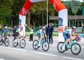 Osmijesi i pobjednički duh u Jablanici: Organizatori “Tour of BiH” darivali bicikle najvatrenijim navijačima